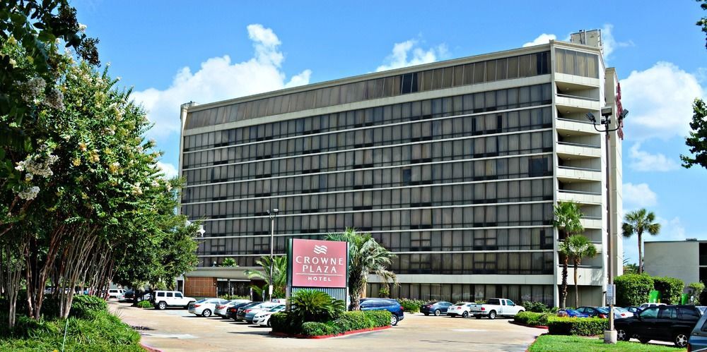 Doubletree By Hilton Brookhollow 4*